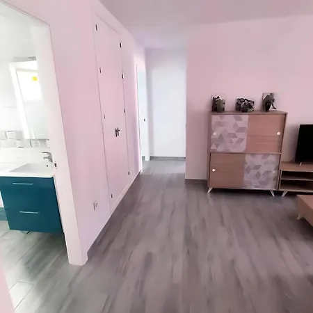 Nazareno: Ideal Familias Y Parejas, Cerca De La Playa En Conil - Es-180-230 Apartment *